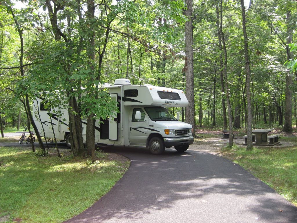 Top 7 RV Resorts in Kentucky 3 Cave Country RV Campground – Cave City, KY