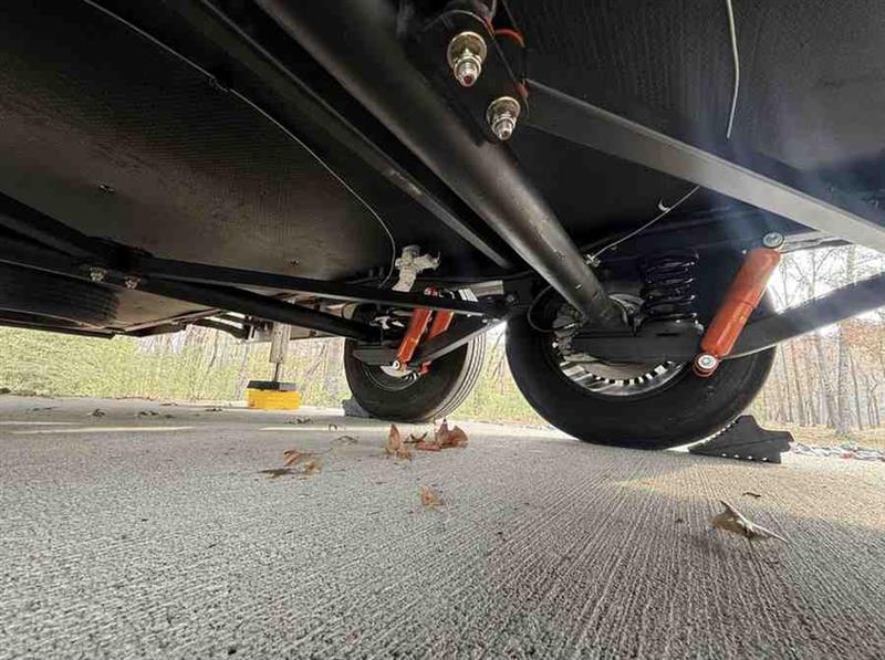 Curt Touring Coil Suspension Review (with Disc Brakes) 3 Curt Touring Coil Suspension