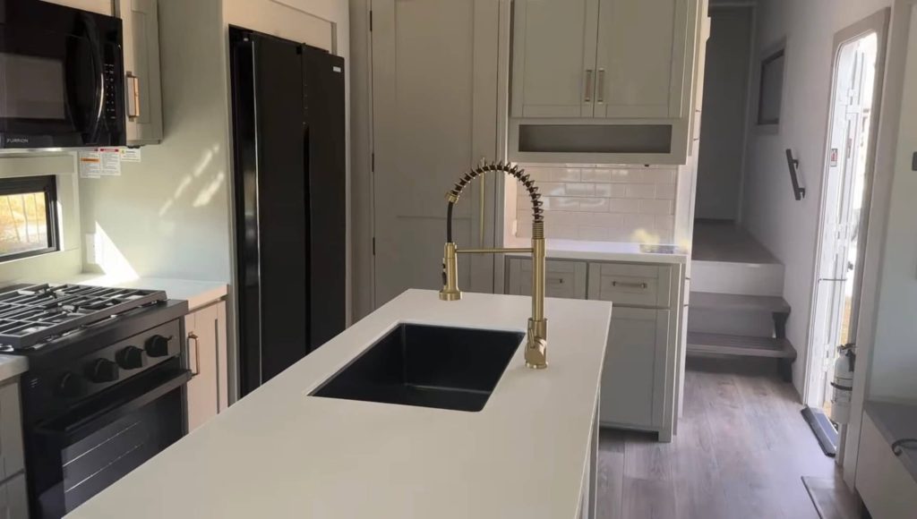 Don't Buy a Brinkley RV, Read This 6 Brinkleys Interior