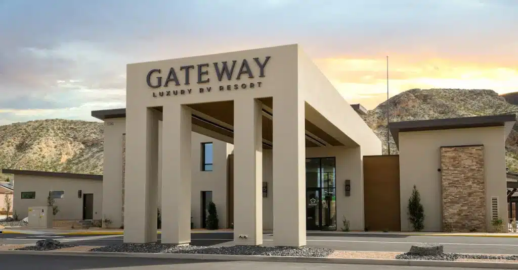Gateway Luxury RV Resort